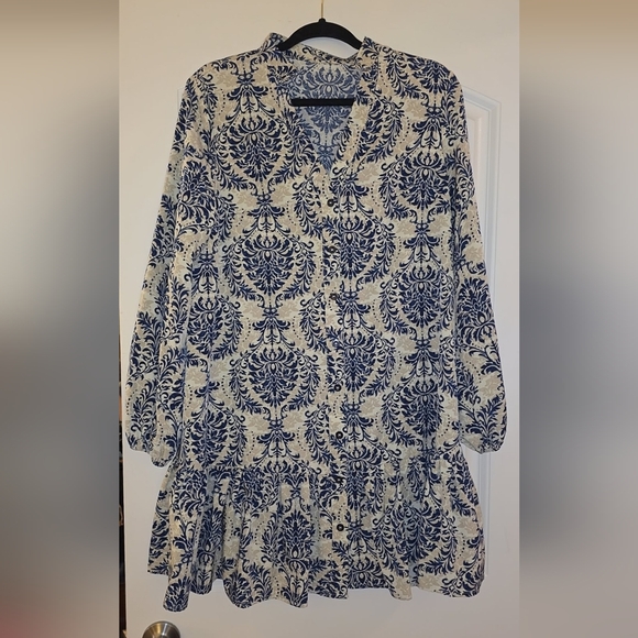 SHEIN Dresses & Skirts - SHEIN Blue and Beige Floral Dress